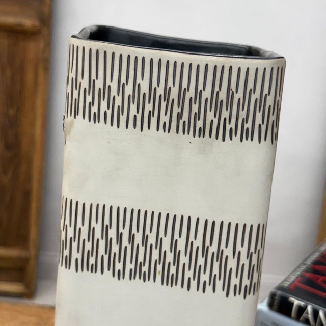 Square Shaped Cream Ceramic Vase with Black Stripes For Sale - Image 9 of 11