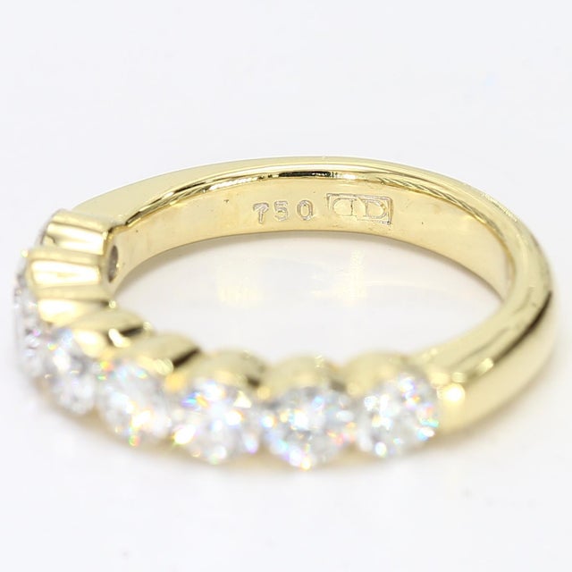 Early 21st Century 18k Yellow Gold Band With Eight Bezel Set Diamonds - Size 4 For Sale - Image 5 of 7