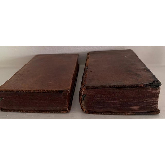 French La Vie D’Elizabeth Reine D’Angleterre By Grégoire Leti, 2 Vols Publ. 1746 For Sale - Image 3 of 6