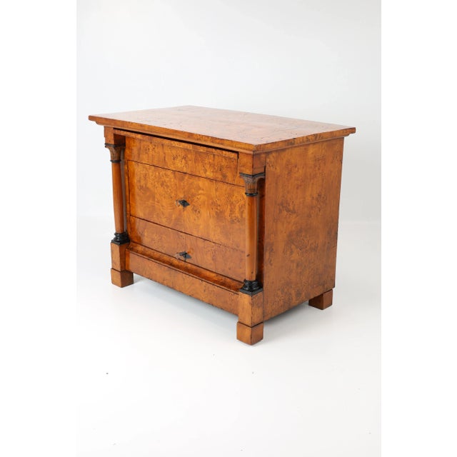 Biedermeier Karelian Curly Birch Chest of Drawers, 1820s For Sale - Image 3 of 14