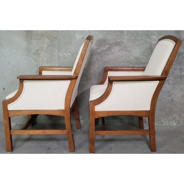 Arts & Crafts Late 20th Century Pair of Stickley Quarter-Sawn Oak Upholstered Armchairs For Sale - Image 3 of 6