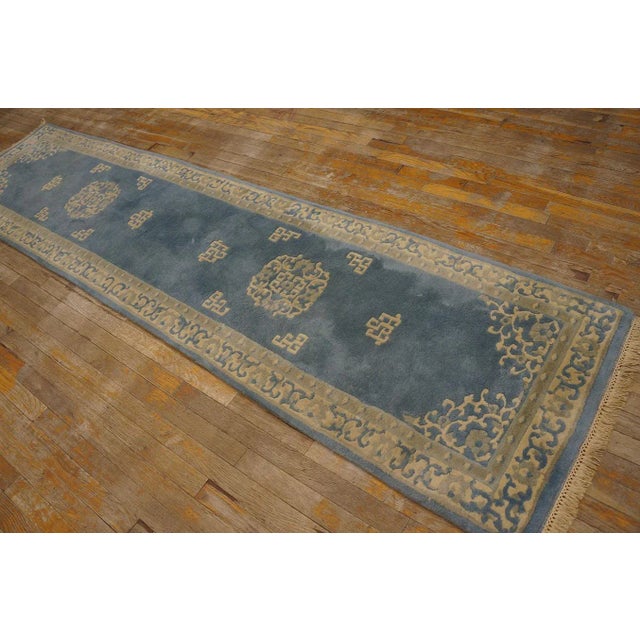 Chinese 1980s Vintage Chinese Indian Geometric Knotted Hallway Runner Rug For Sale - Image 3 of 8