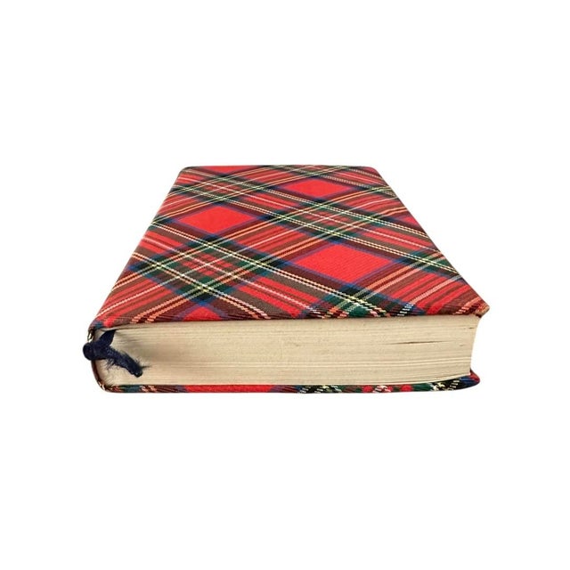 Mid 20th Century Poems and Songs of Robert Burns Silk Tartan / Plaid Cover With Slipcase - Collector's Edition For Sale - Image 5 of 12