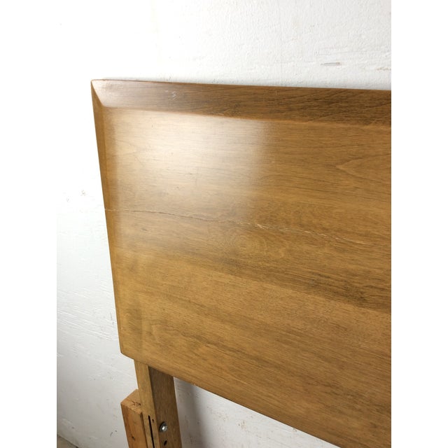 Wood Mid Century Modern Full Size Headboard by Heywood Wakefield With Sable Finish For Sale - Image 7 of 18