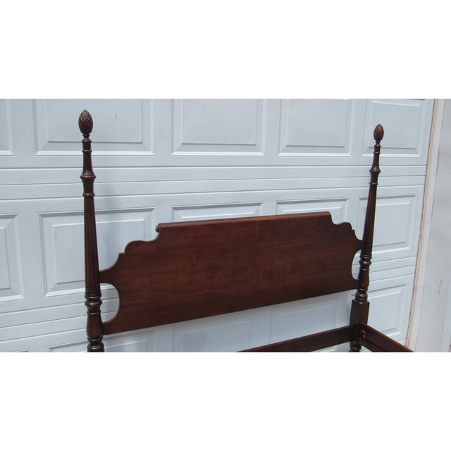 Traditional 1980s Statton Queen Size Poster Bed Cherry Designer Old Towne For Sale - Image 3 of 8