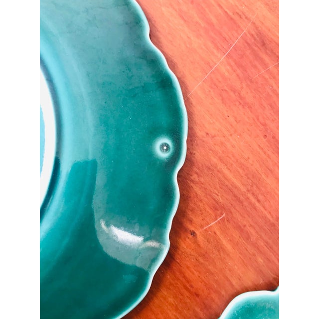 Ceramic Vintage Green Majolica Wedgwood Cabbage Leaf Wall Plate - Set of 2 For Sale - Image 7 of 8