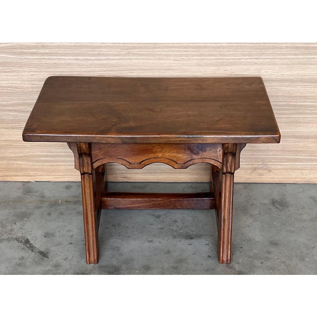 Brown Mid 19th Century Spanish Baroque Side Table with Wood Stretcher and Carved Top in Walnut For Sale - Image 8 of 18