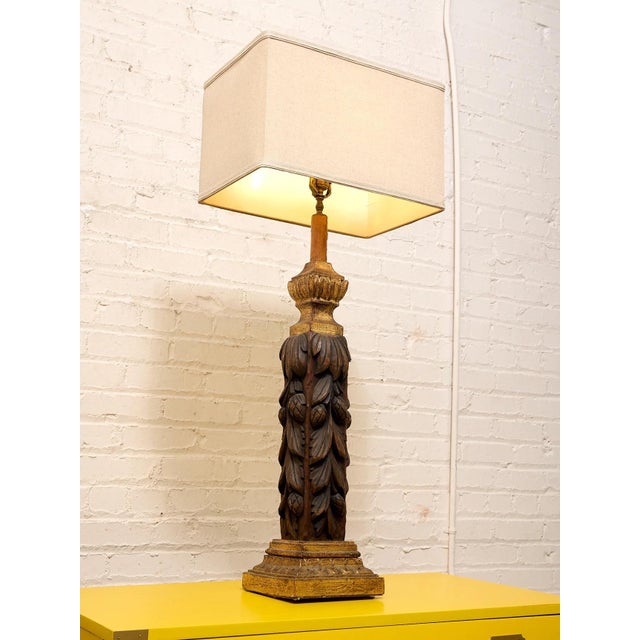 Mid 20th Century Vintage Hand-Carved Acanthus Wood Table Lamp With Linen Box Shade For Sale - Image 5 of 12