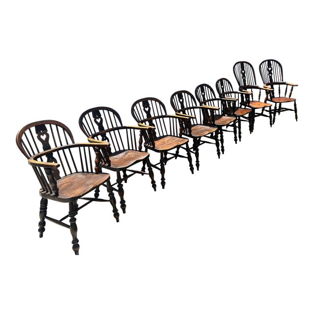 Late 18th Century English Windsor Chairs Original Early Oak Complete Set of 8–6 Side Chairs, 2 Broad Armchairs With Heart Splat Backs For Sale