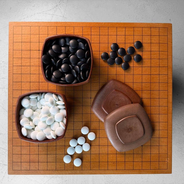 Black Japanese Wooden Go Set Goban with Stones, 1960s For Sale - Image 8 of 13