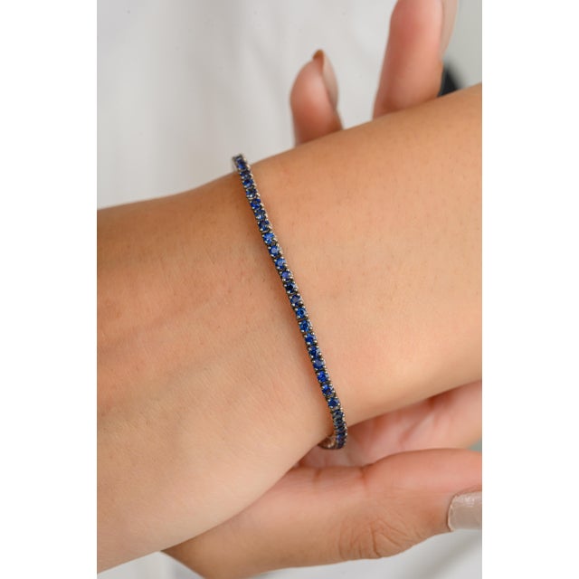 Not Yet Made - Made To Order Unisex Blue Sapphire Cable Chain Bracelet in 18k White Gold For Sale - Image 5 of 12