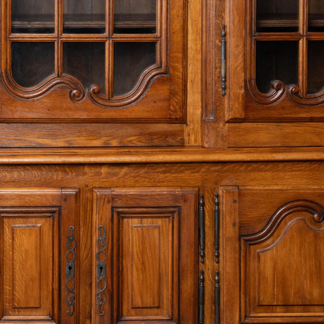 Wood Large 20th Century French Oak Bookcase Display Cabinet For Sale - Image 7 of 9