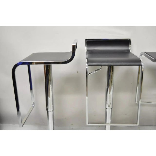 Late 20th Century Modern Chrome and Steel Black Leather Adjustable Swivel Counter Stools - Set of 4 For Sale - Image 4 of 12