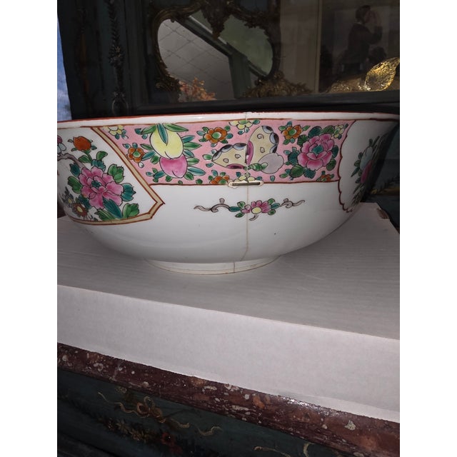 Large Antique Japanese Bowl With Staple Repairs For Sale - Image 15 of 17