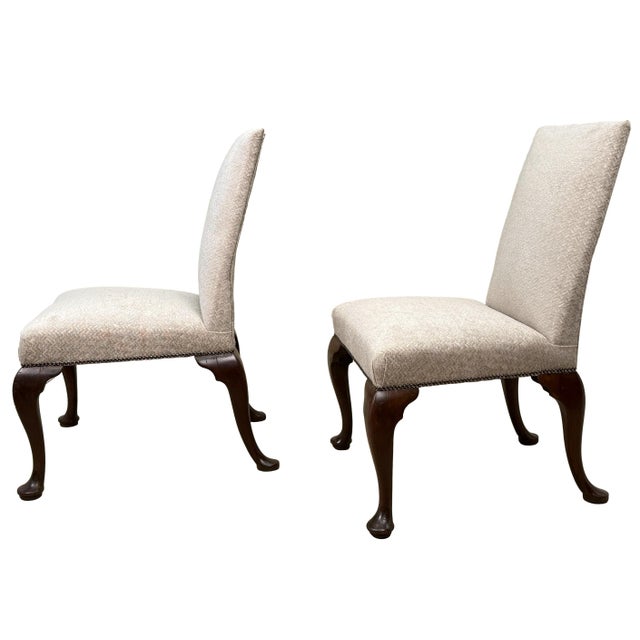 Early 18th Century Georgian Upholstered Walnut Side Chairs, 1720, Set of 2 For Sale - Image 3 of 14
