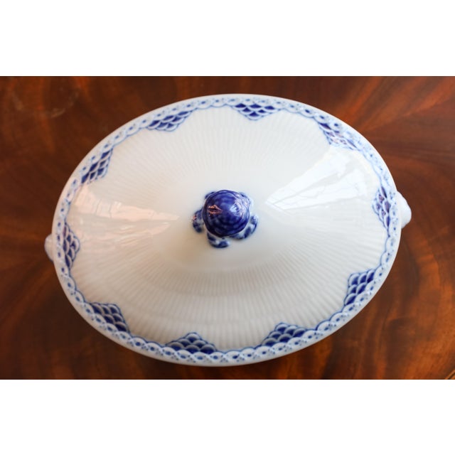 Mid-Century Modern Vintage Royal Copenhagen "Princess" Oval Covered Serving Dish - No. 111/622 - First Quality For Sale - Image 3 of 12