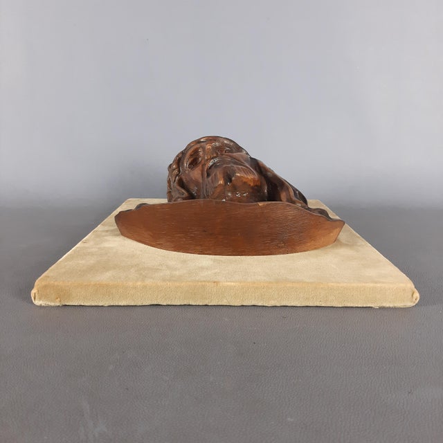 Vintage Italian Carved Wooden High Relief of Christ, 20th Century For Sale - Image 4 of 14