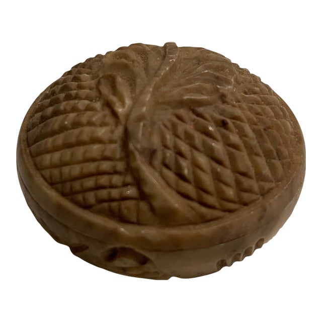 Mid 20th Century Vintage Alabaster Carved Stone Ring Box, India For Sale