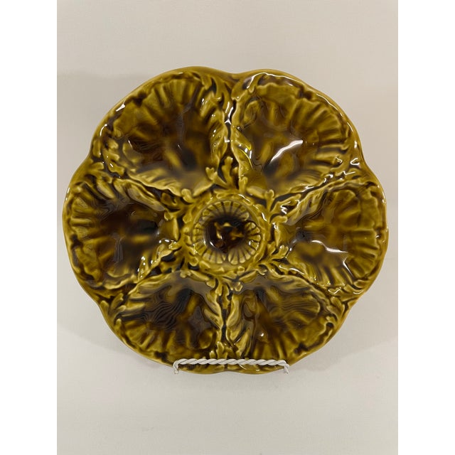 Olive 1950s French Gien Majolica Olive Green Oyster Plate For Sale - Image 8 of 15