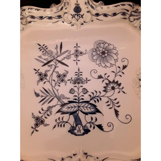 Mid-Century Modern Large Mid-Century Blue and White Porcelain Plate from Meissen For Sale - Image 3 of 9