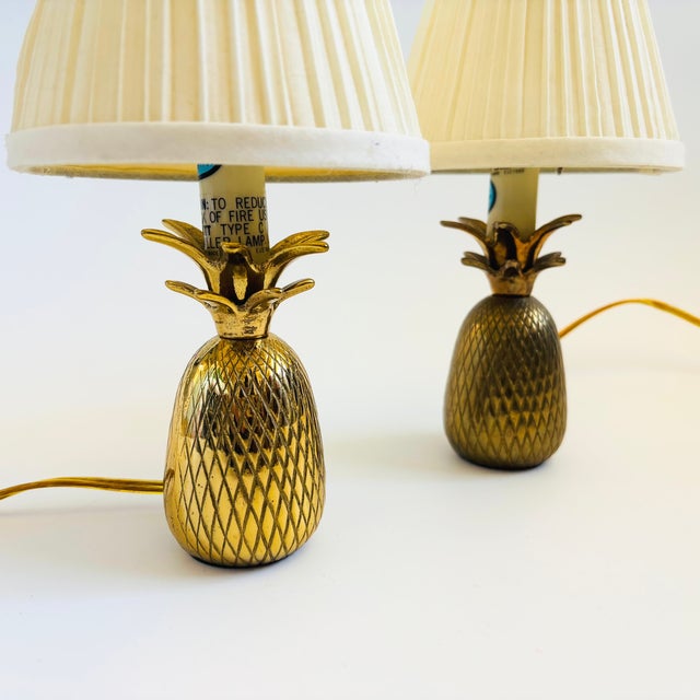 Hollywood Regency Vintage Brass Pineapple Lamps - Set of 2 For Sale - Image 3 of 11