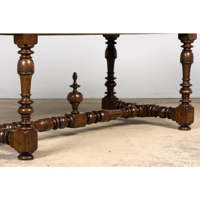 Late 19th Century French Louis XIV Style Oak Dining Table For Sale - Image 11 of 18