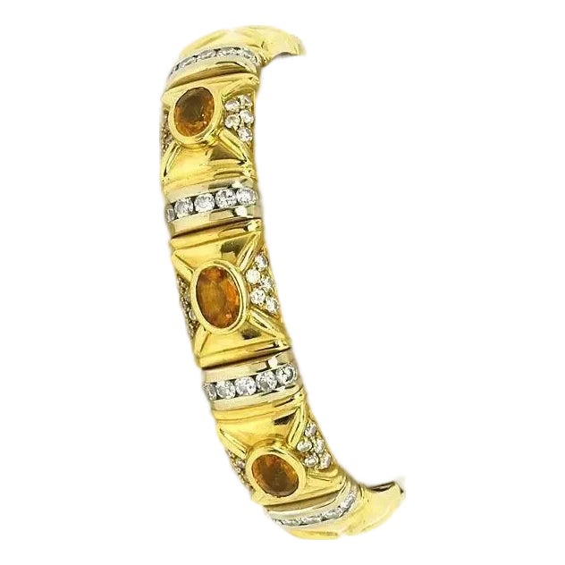Modern 8.40ct Diamond & Citrine 18k Two Tone Gold Fancy Design Bracelet For Sale
