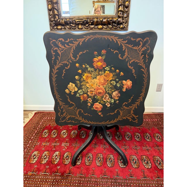 Vintage Hand-Painted Floral Ebonized Tilt-Top Table | Scalloped Top & Pedestal Base For Sale - Image 4 of 5