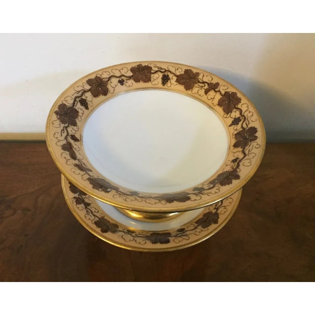 Pair antique early 19th century Paris porcelain compotes or tazzas in the "Vintage" pattern - Rufus King service by...