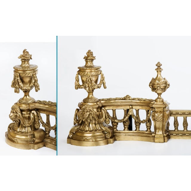 19th Century French Adjustable Bronze Fireplace Fender With Lion Heads For Sale - Image 6 of 12