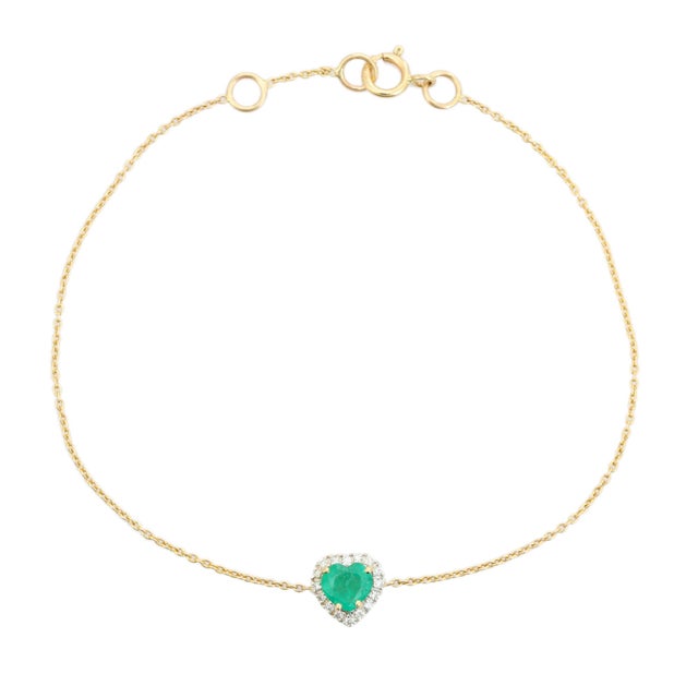 Modern Natural Green Emerald Heart Bracelet With Halo Diamonds in 14k Gold 7 Inch Chain For Sale - Image 3 of 15