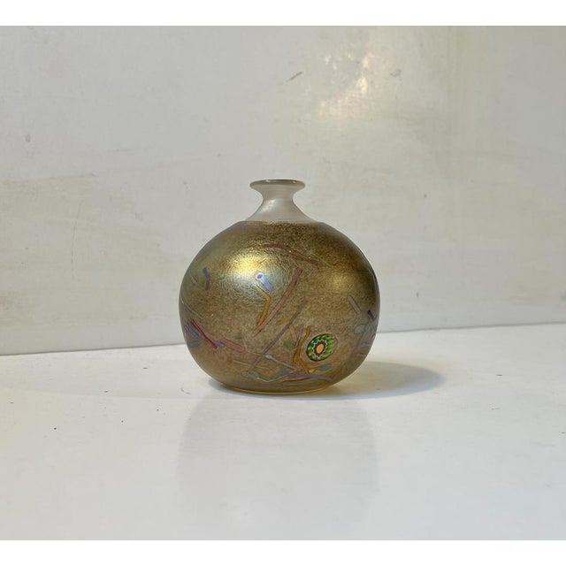 Kosta Boda Bertil Vallien Spherical Tornado Vase in Art Glass from Kosta Boda, 1980s For Sale - Image 4 of 7