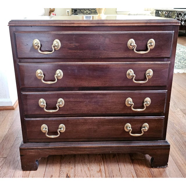 Brown Pair of Ethan Allen Chippendale Cherry Small Chest of Drawers / Nightstands For Sale - Image 8 of 11