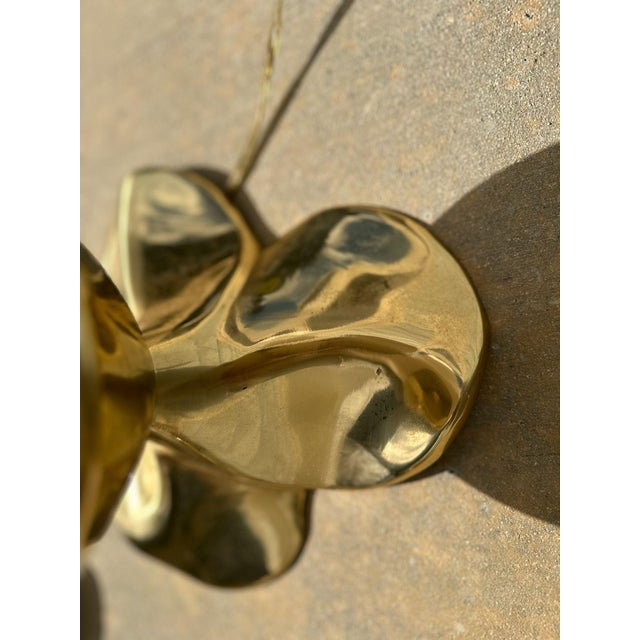 1970s Pair of Sculptural Mid-Century Table Lamps With Lucite-Style Shades & Brass Bases For Sale - Image 15 of 18