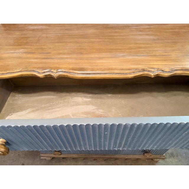 Guild Master Distressed Blue Reeded 4-Drawer Chest of Drawers For Sale In Atlanta - Image 6 of 8