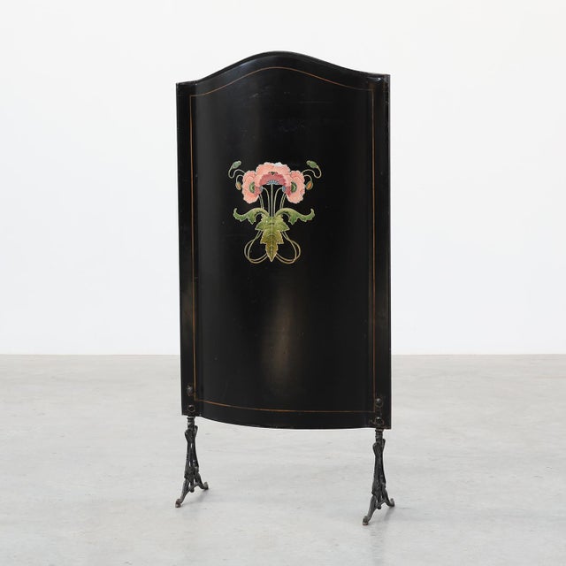 Art Nouveau Black Lacquer Fire Screen with Floral Motif, France, 1910 For Sale - Image 13 of 13