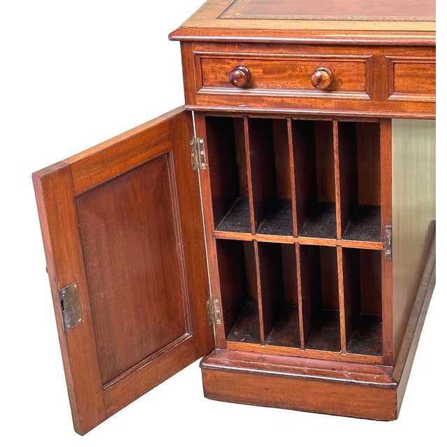 Wood Regency Mahogany Pedestal Desk, 1830 For Sale - Image 7 of 16