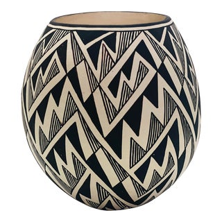 Carmel Lewis Acoma Pueblo Pottery Vase For Sale