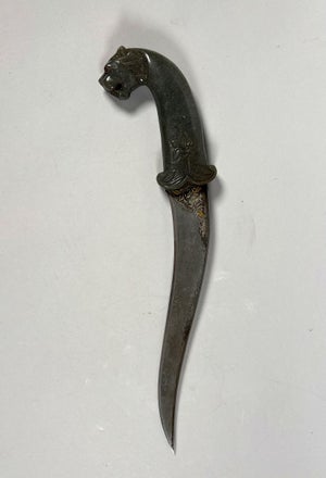 Kard jade dagger with lion's head, India, Mughal Dynasty (1526-1857)