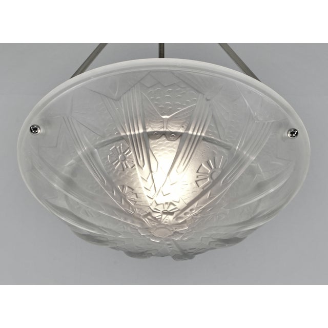 Metal French Art Deco Pendant Light by Muller Freres - 1930s Geometric Butterfly Glass & Nickel For Sale - Image 7 of 10