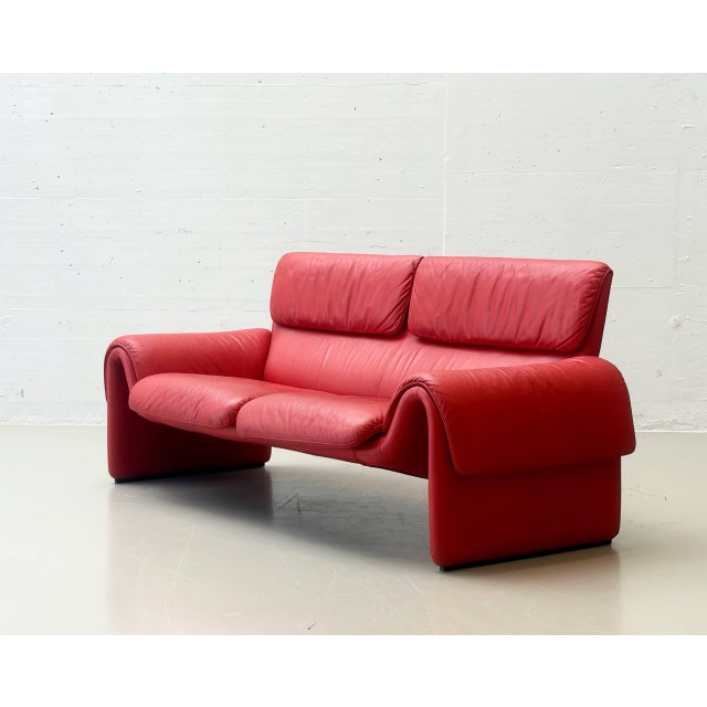 The ds-2011 model by de sede was designed by the in-house de sede design team and has been part of the swiss...