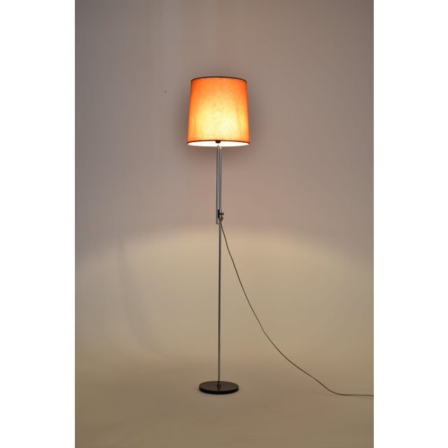 Mid-Century Modern Italian Floor Lamp With Adjustable Height, 1960s For Sale - Image 3 of 9