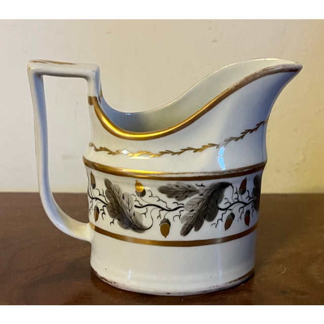 English Antique 18th C. Worcester Porcelain Creamer Decorated With Oak Leaf Garland and Acorns For Sale - Image 3 of 12