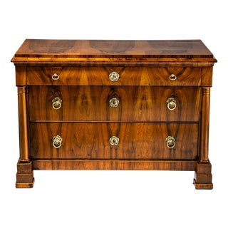 Biedermeier Chest of Drawers in Walnut, Austria, 1820 For Sale