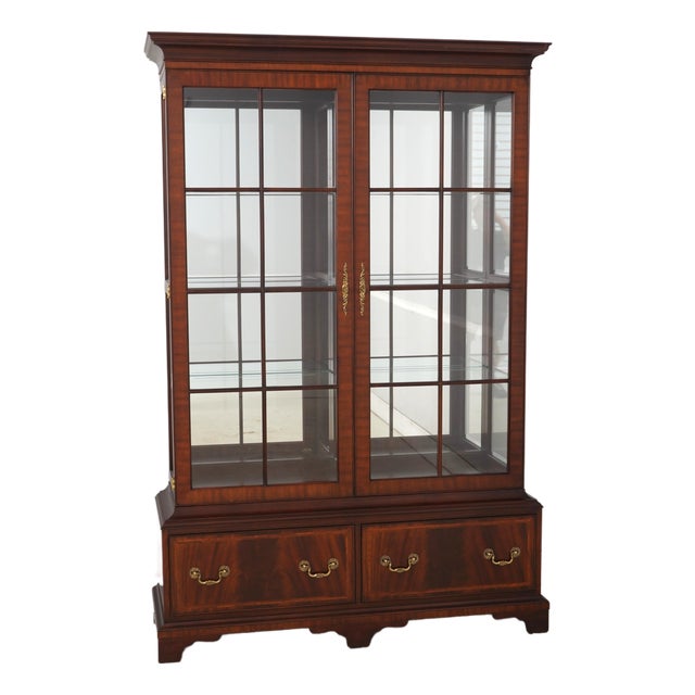 Henkel Harris Model 2302 Mahogany Curio Cabinet For Sale