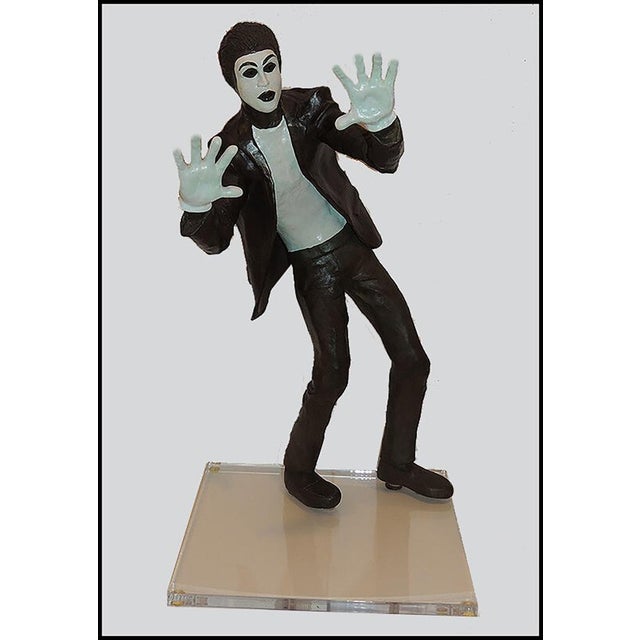 This sculpture's size of 21 x 11 x 11" is both very versatile and impressive especially for a Soble sculpture of the full...