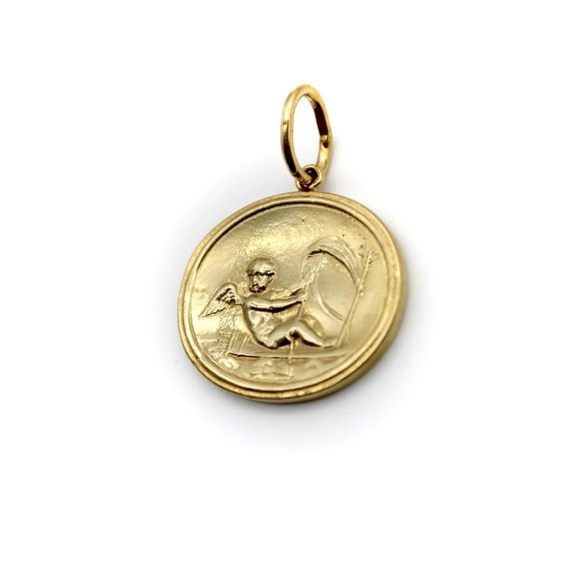 Modern 1990s 14k Gold Signature Classical Revival Cupid Medallion For Sale - Image 3 of 7