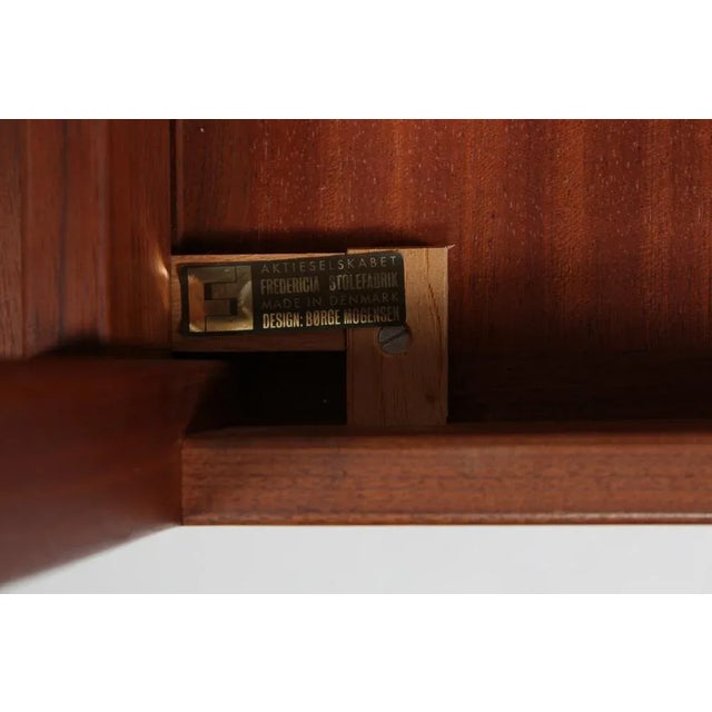 Brown Model 5362 Extendable Coffee Table in American Walnut by Børge Mogensen for Fredericia Furniture, Denmark, 1970s For Sale - Image 8 of 11