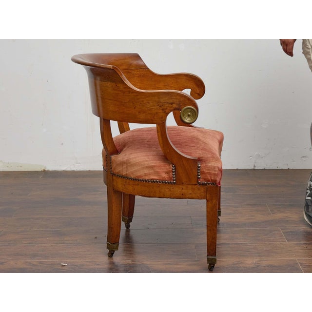 Biedermeier Walnut Tub Chair With Curved Crest Rail, 19th Century For Sale In Atlanta - Image 6 of 9