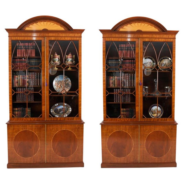 Vintage English George III Revival Library Bookcases, Set of 2 For Sale - Image 16 of 16